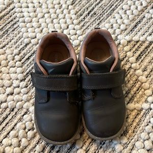 Stride Rite 9.5 Wide Toddler Shoe